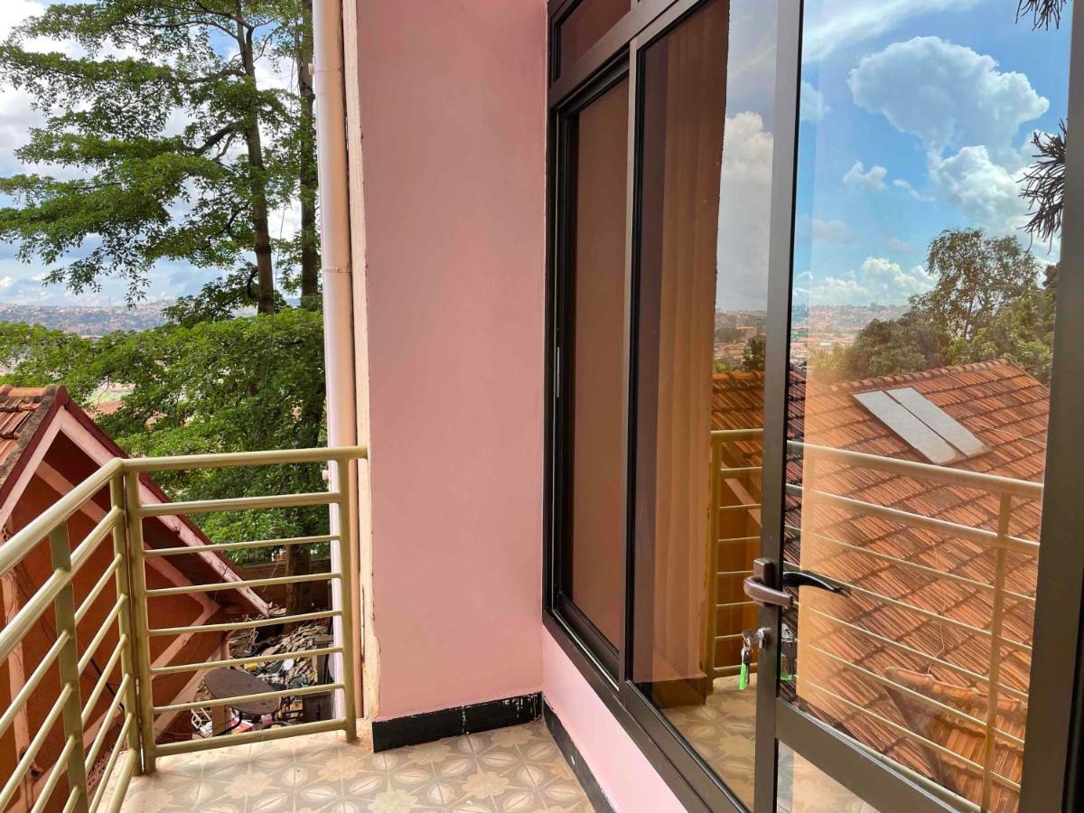 Jaffa Suites Kampala Kültér fotó