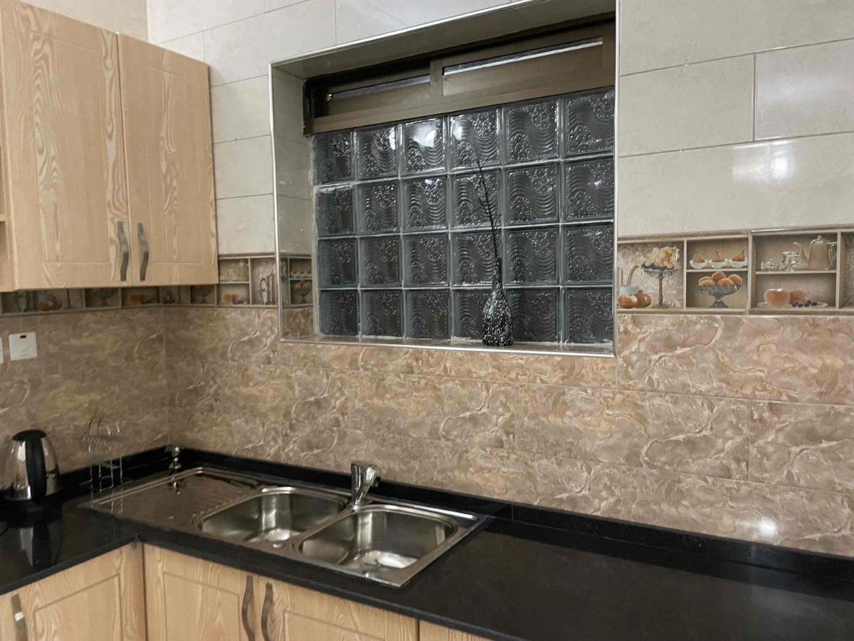 Jaffa Suites Kampala Kültér fotó